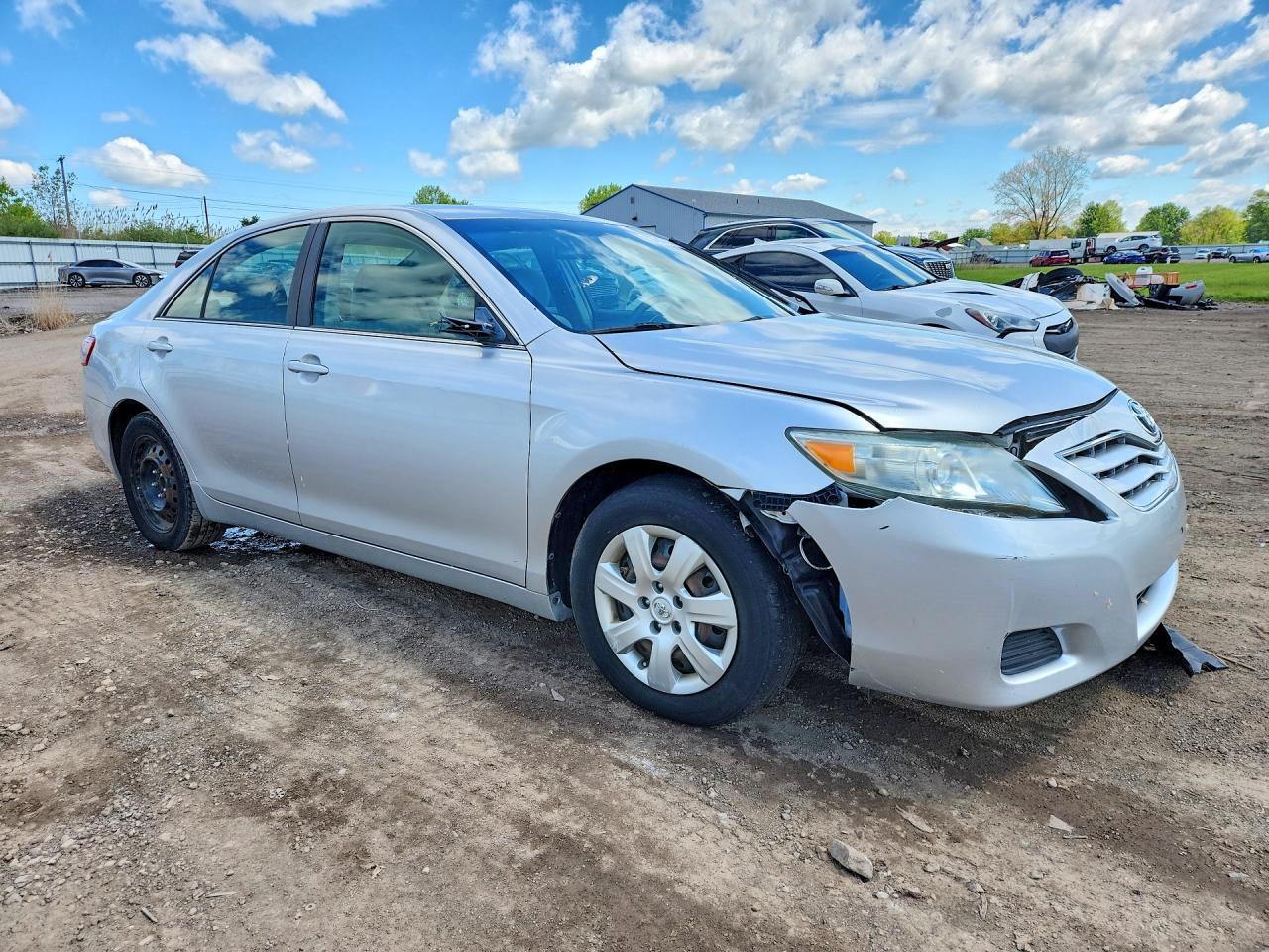 2011 TOYOTA CAMRY