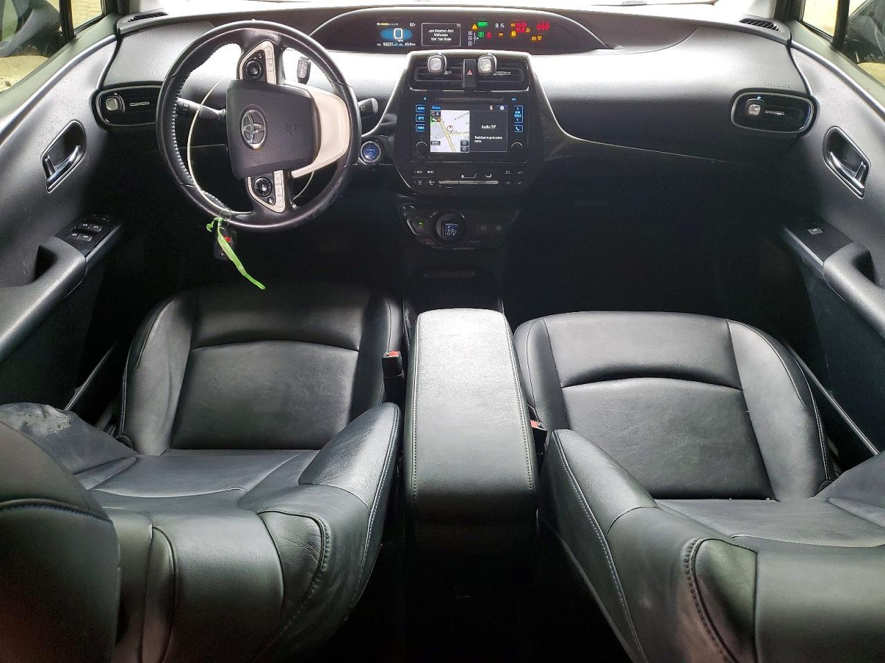 2017 TOYOTA PRIUS