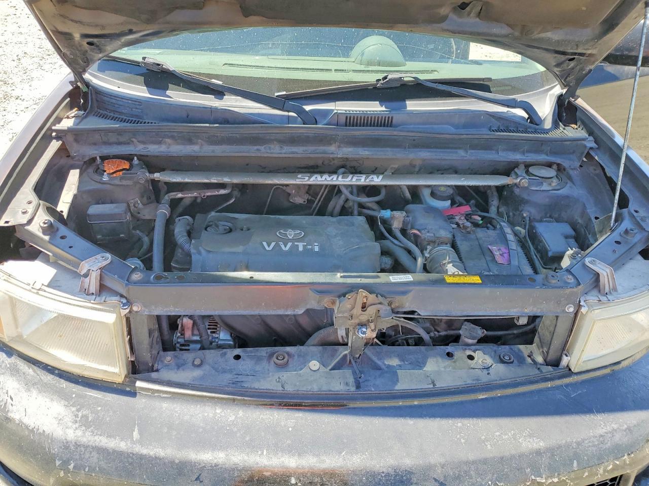 2005 TOYOTA SCION