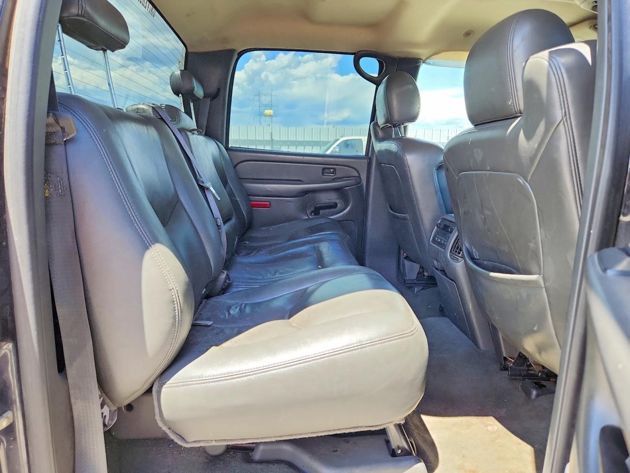2004 CHEVROLET Silverado