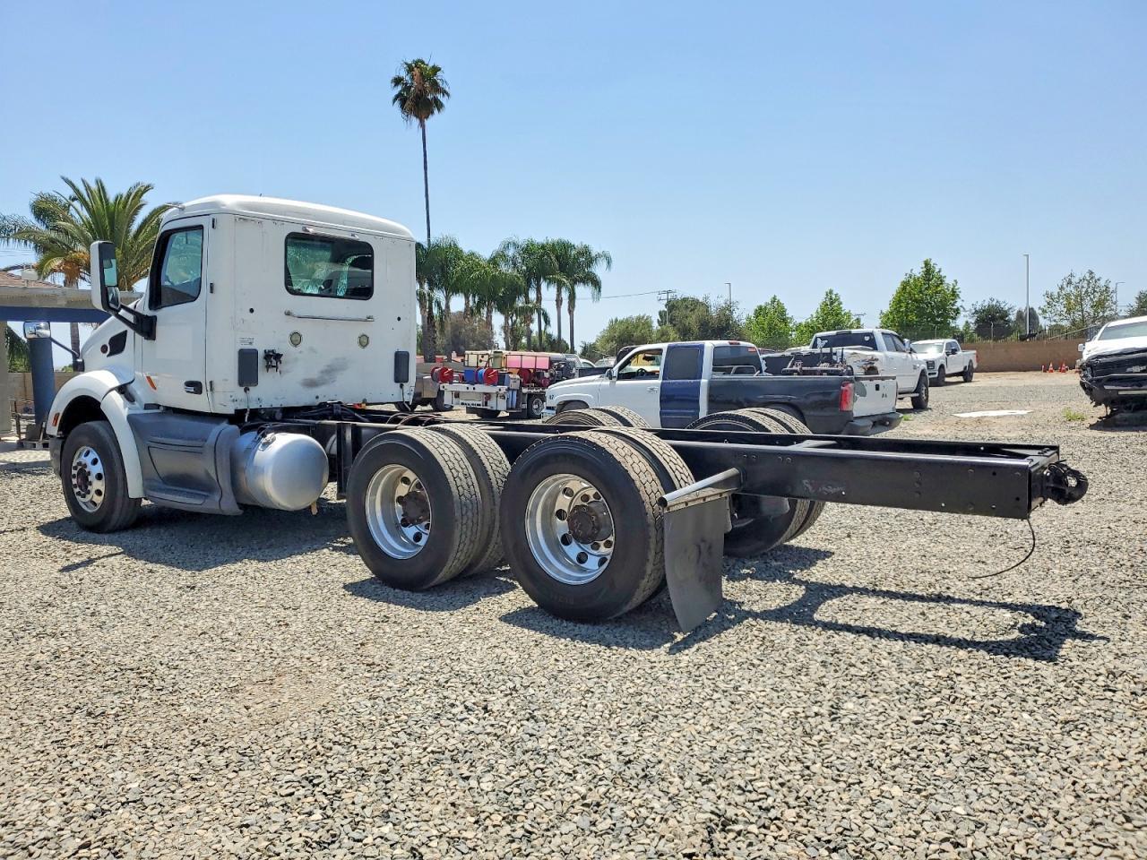 2018 PETERBILT 579