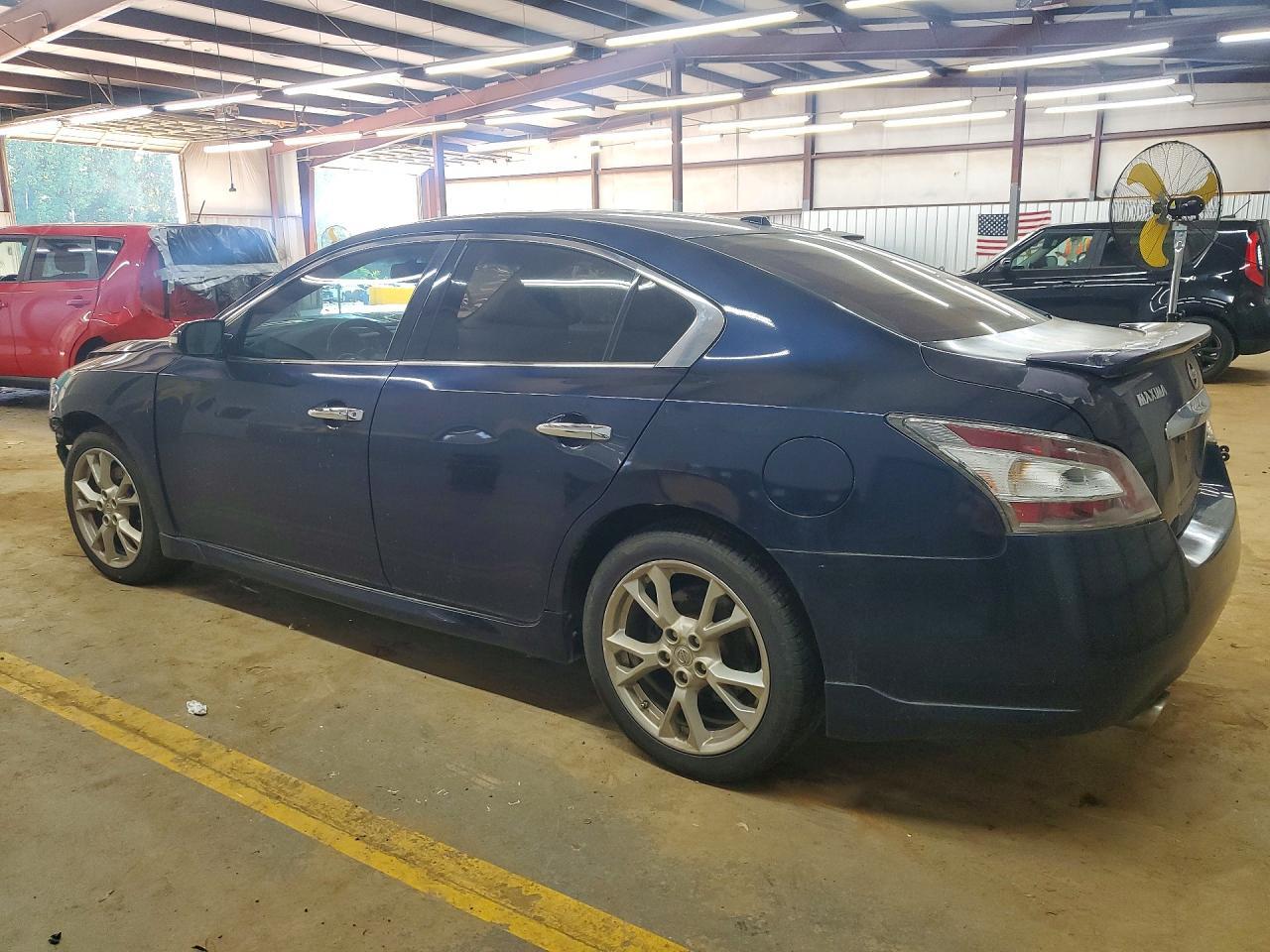 2014 NISSAN Maxima