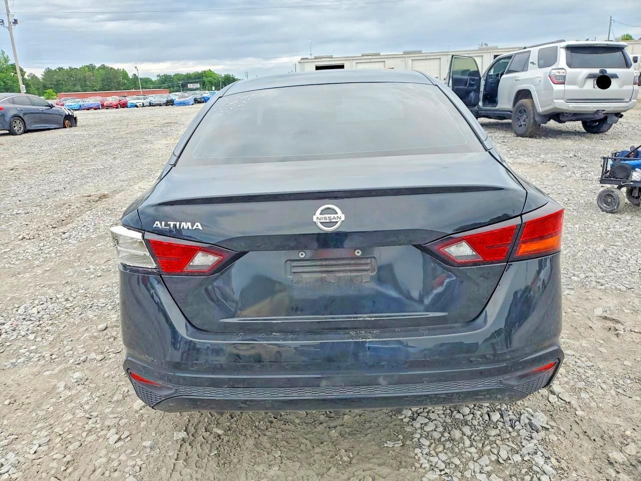 2022 NISSAN ALTIMA