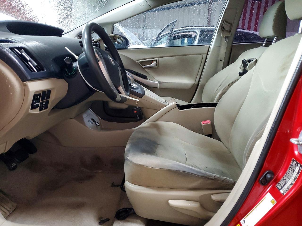 2011 TOYOTA PRIUS