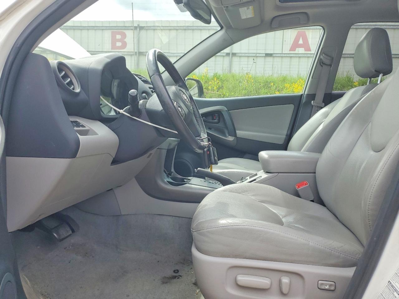 2010 TOYOTA RAV4