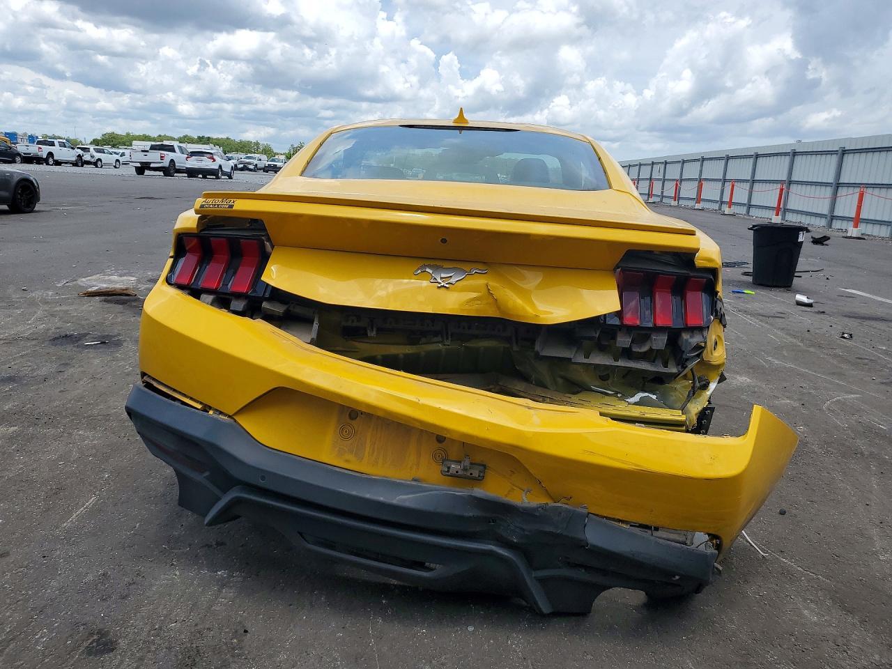 2024 FORD MUSTANG