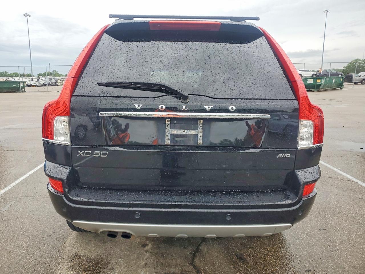 2013 VOLVO XC90