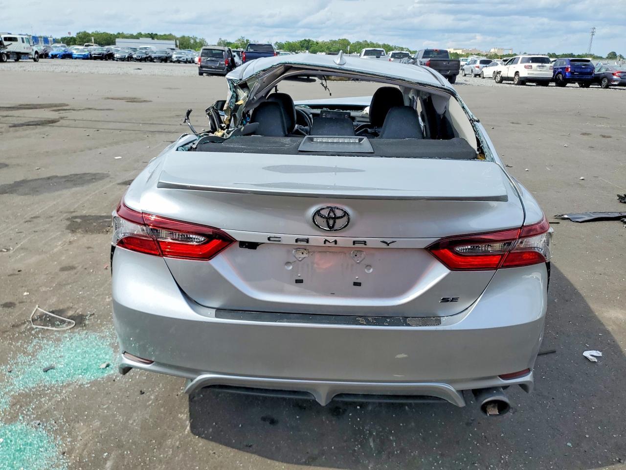 2024 TOYOTA CAMRY