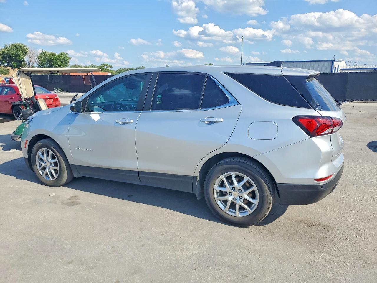 2022 CHEVROLET EQUINOX