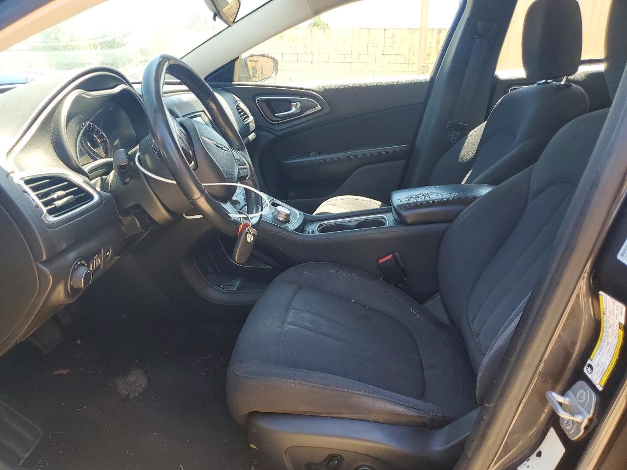 2015 CHRYSLER 200