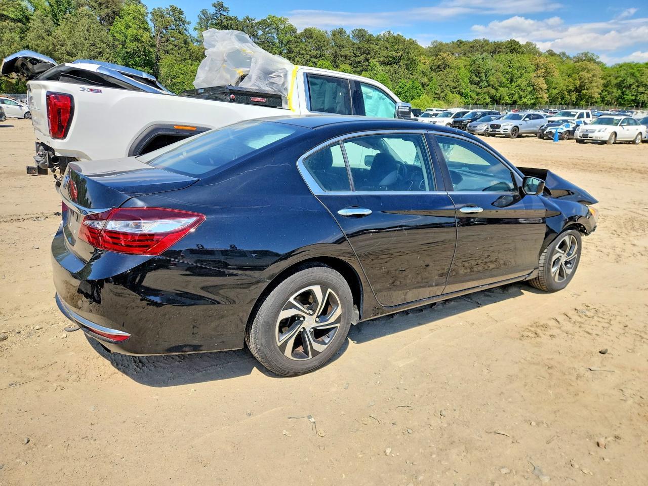 2017 HONDA ACCORD