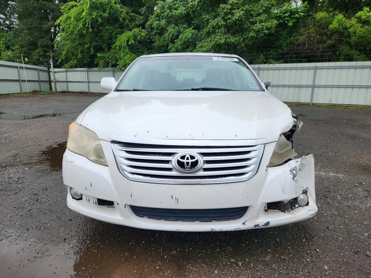 2008 TOYOTA Avalon