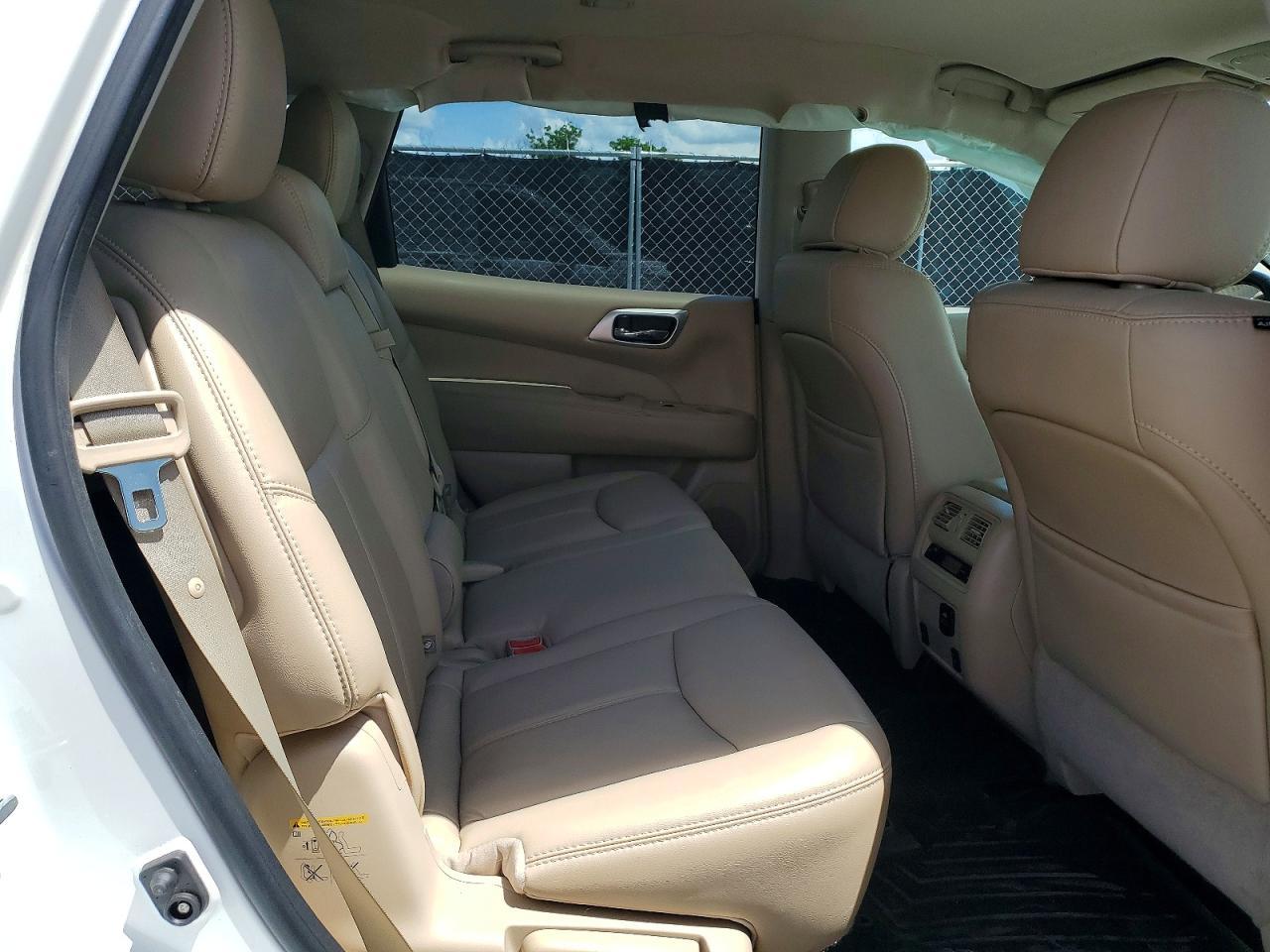 2017 NISSAN PATHFINDER