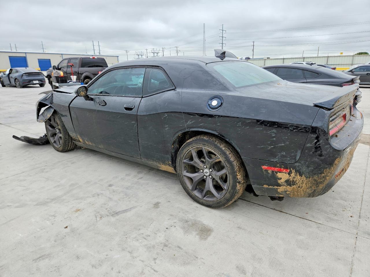 2017 DODGE Challenger
