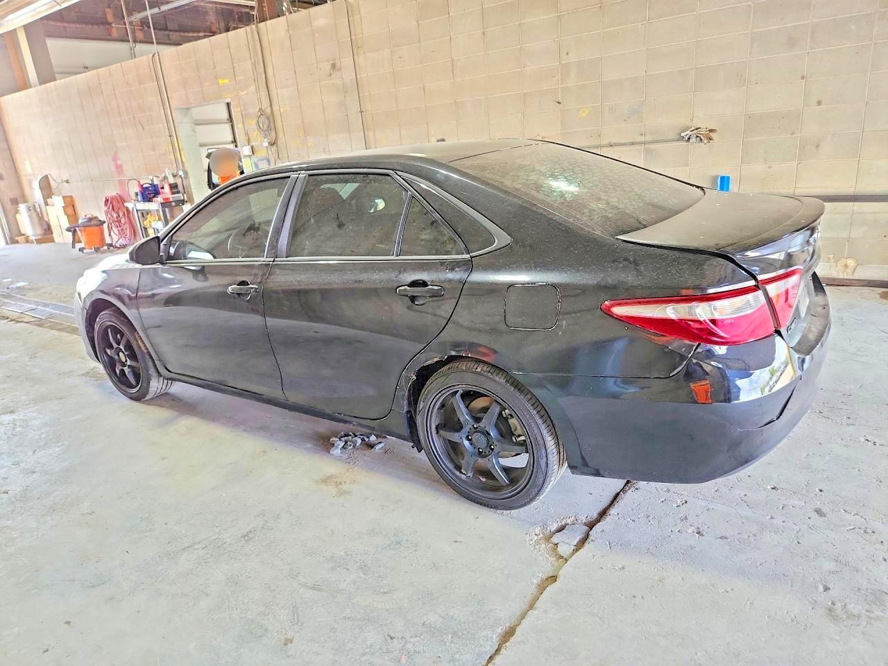 2017 TOYOTA CAMRY