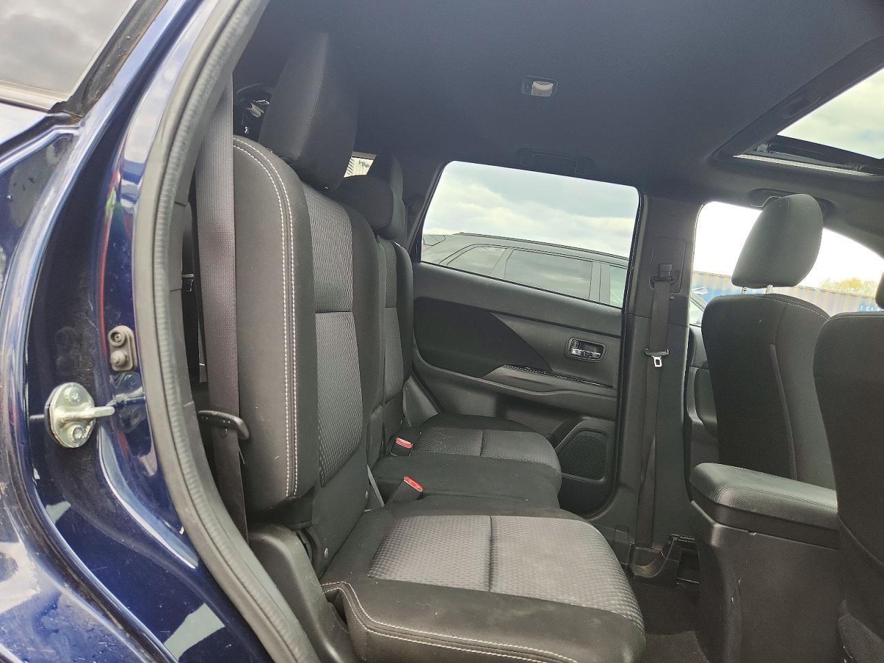 2018 MITSUBISHI outlander