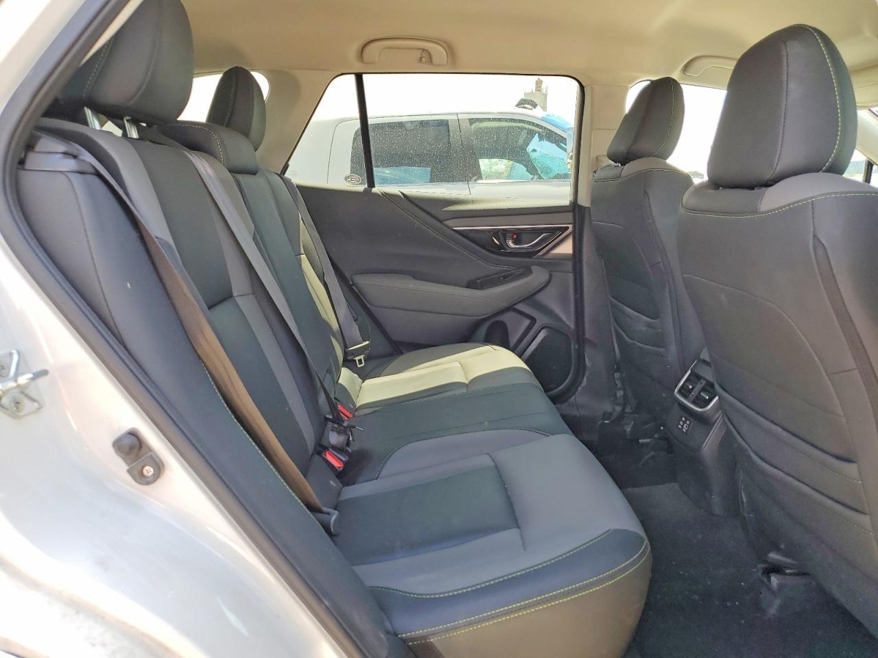 2023 SUBARU Outback