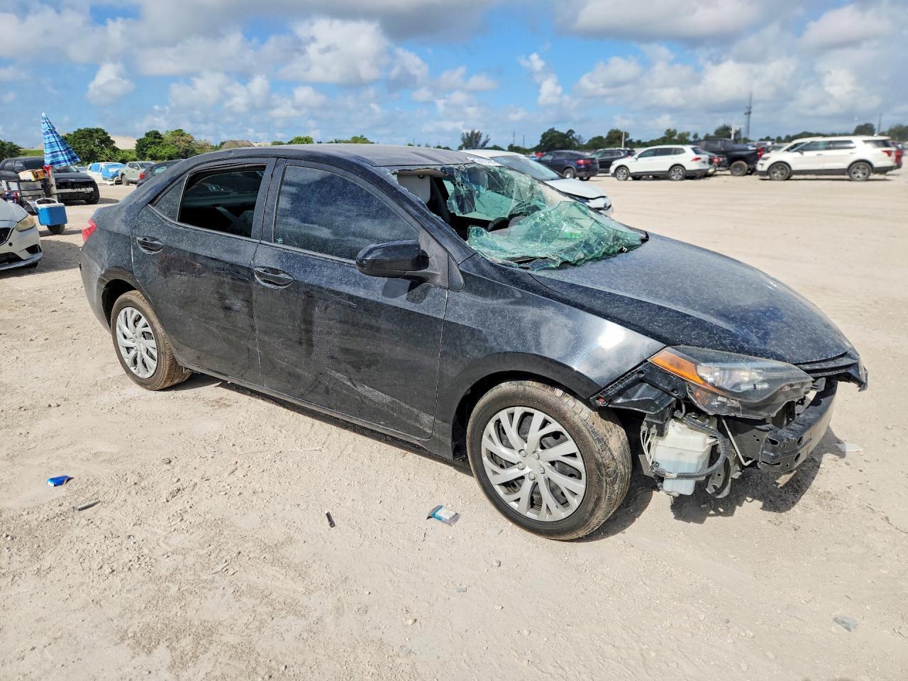2017 TOYOTA COROLLA