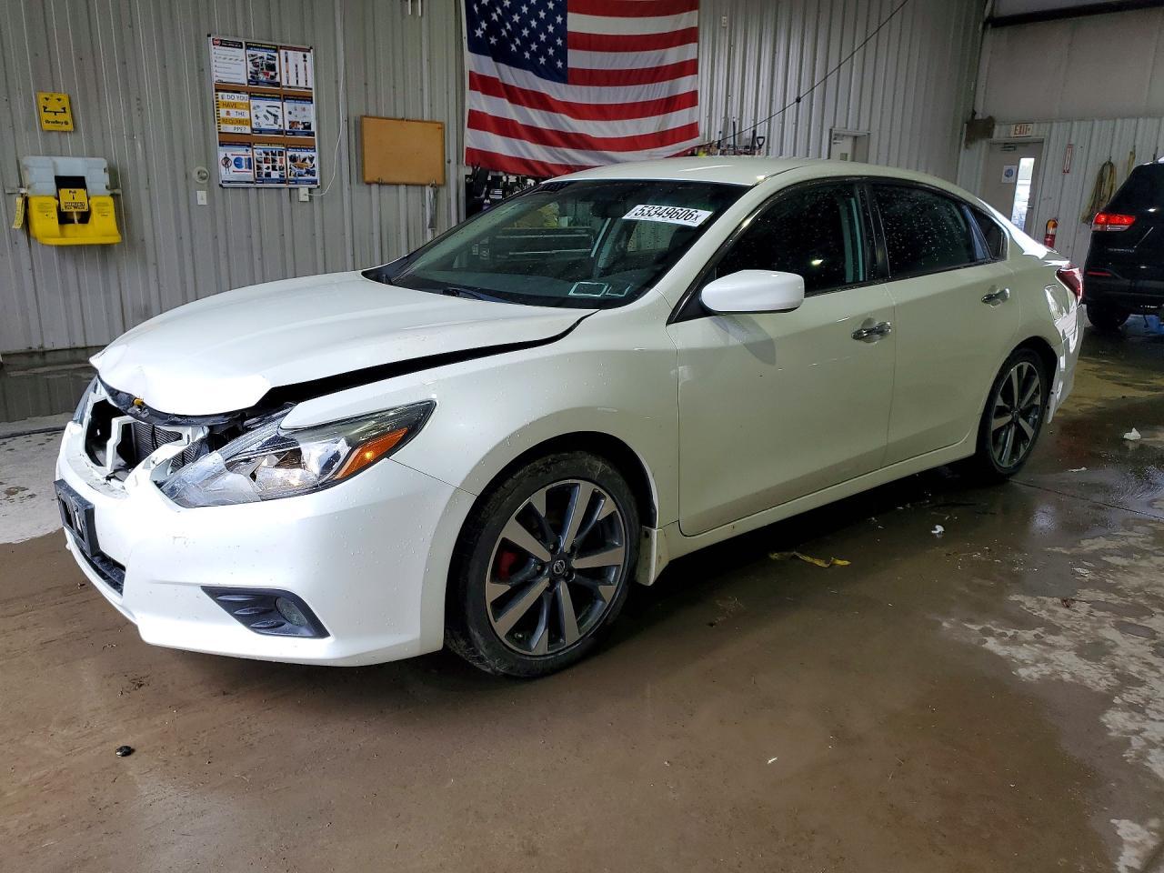 2017 NISSAN ALTIMA