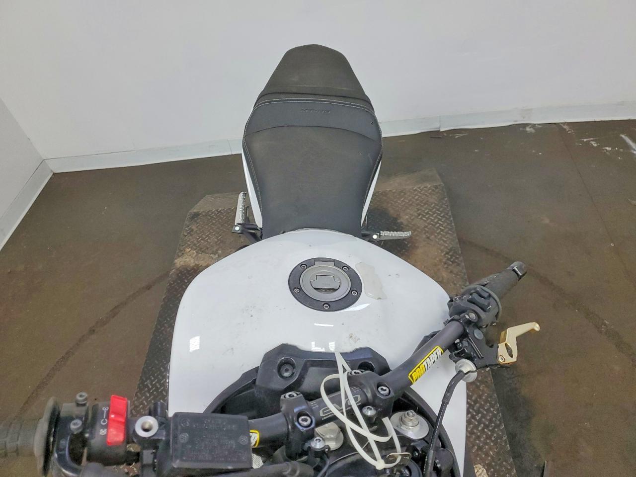 2017 YAMAHA FZ09