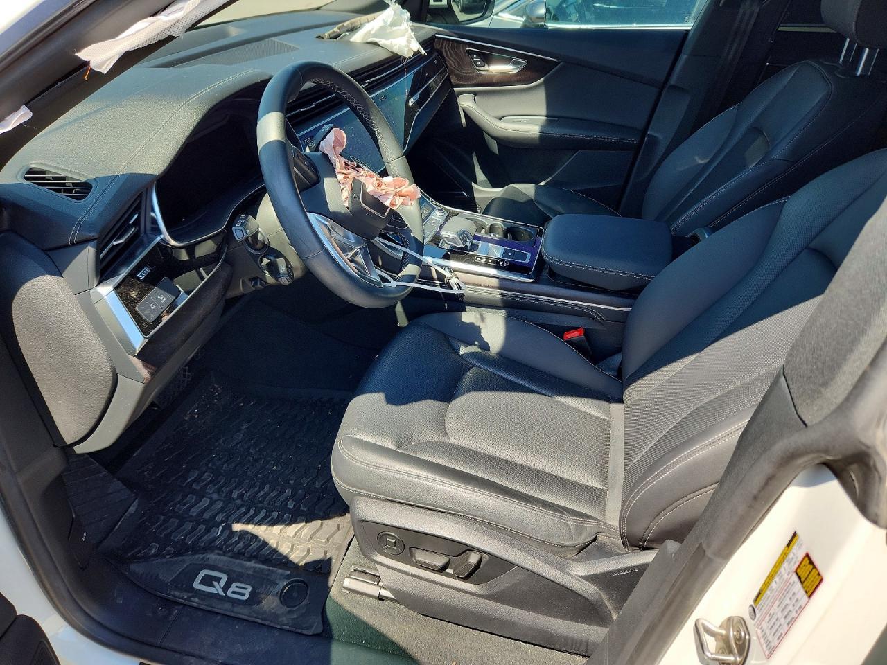 2023 AUDI Q8