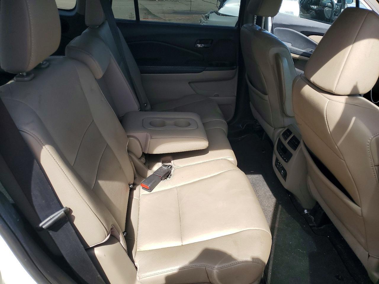 2017 HONDA PILOT