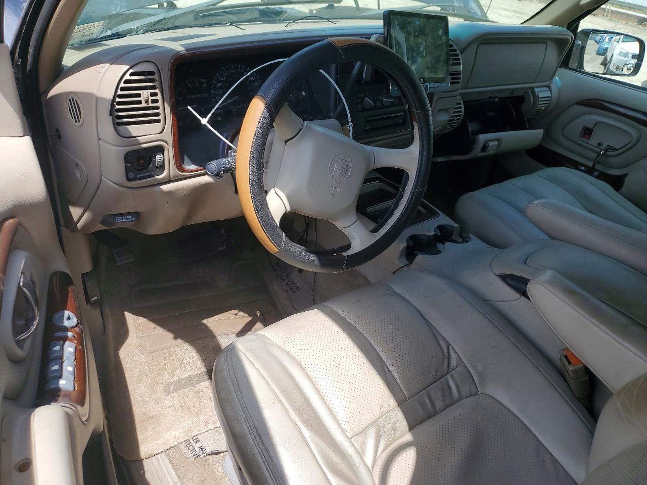 2000 CADILLAC ESCALADE