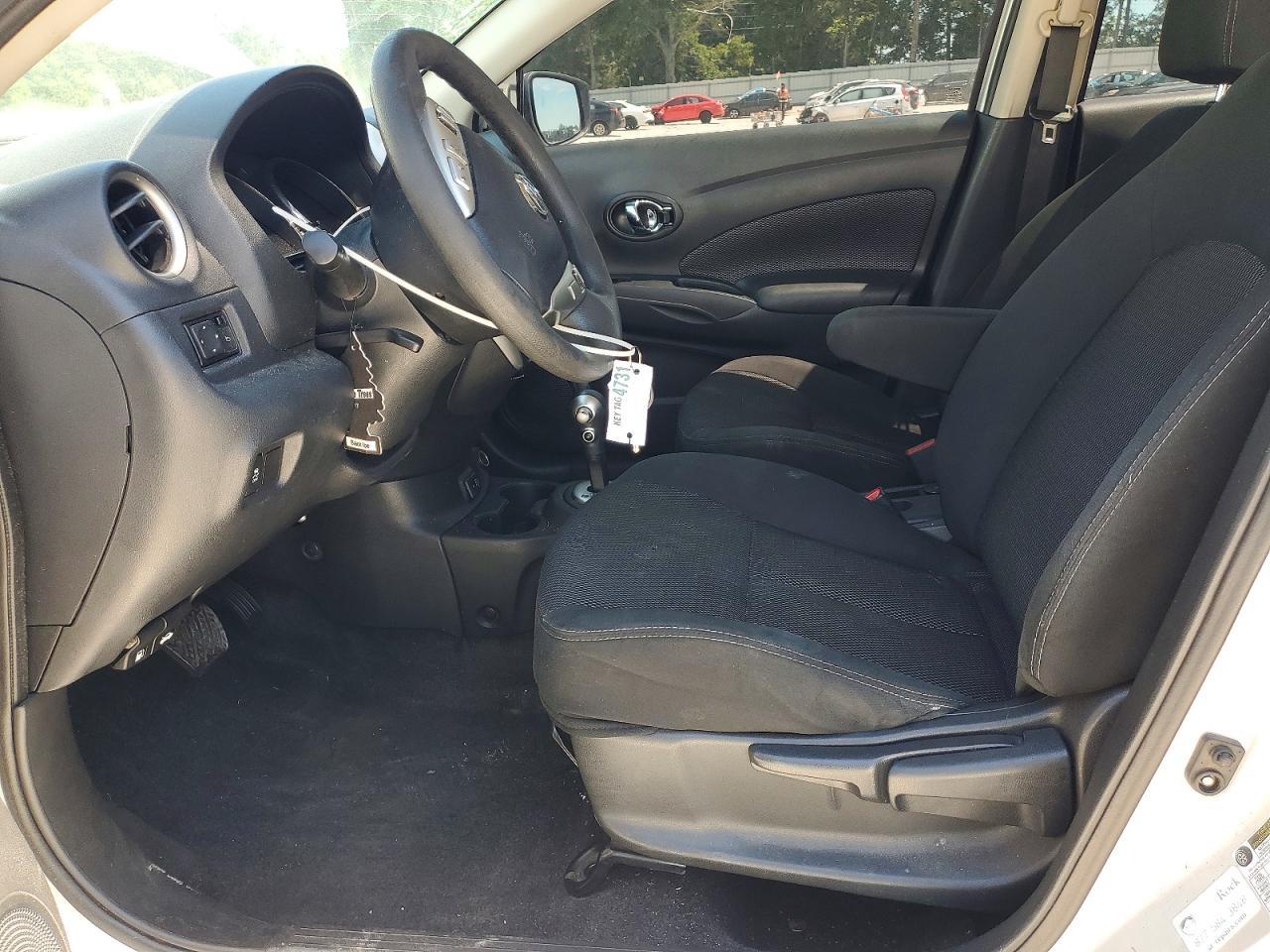 2017 NISSAN VERSA