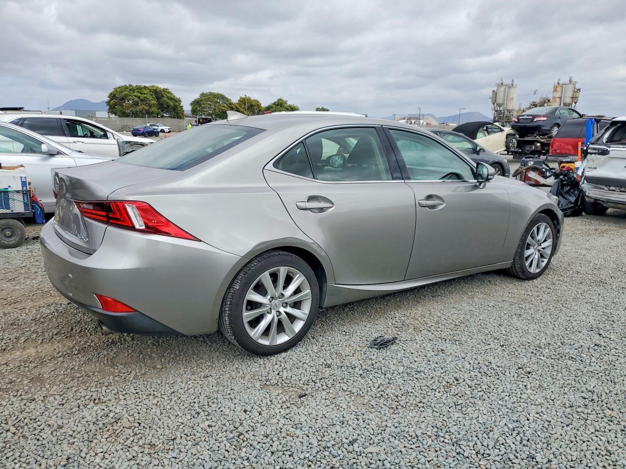 2015 LEXUS IS 250