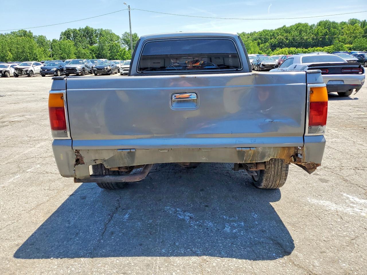 1990 MAZDA B2600