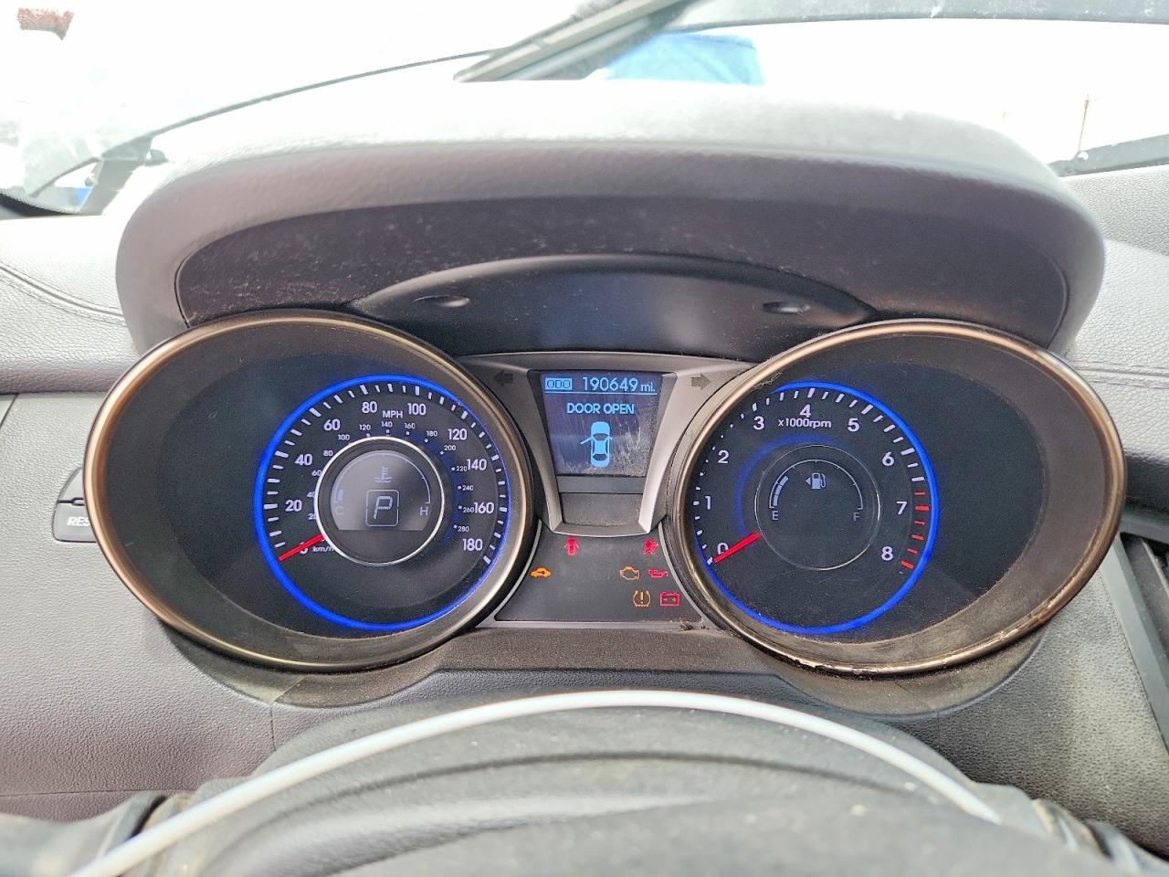 2013 HYUNDAI GENESIS