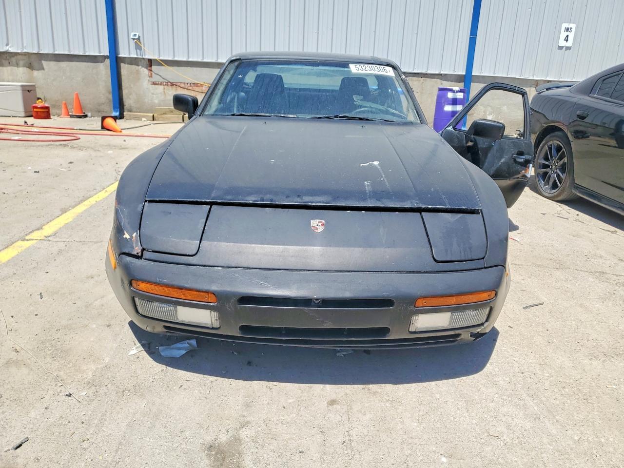 1984 PORSCHE 944