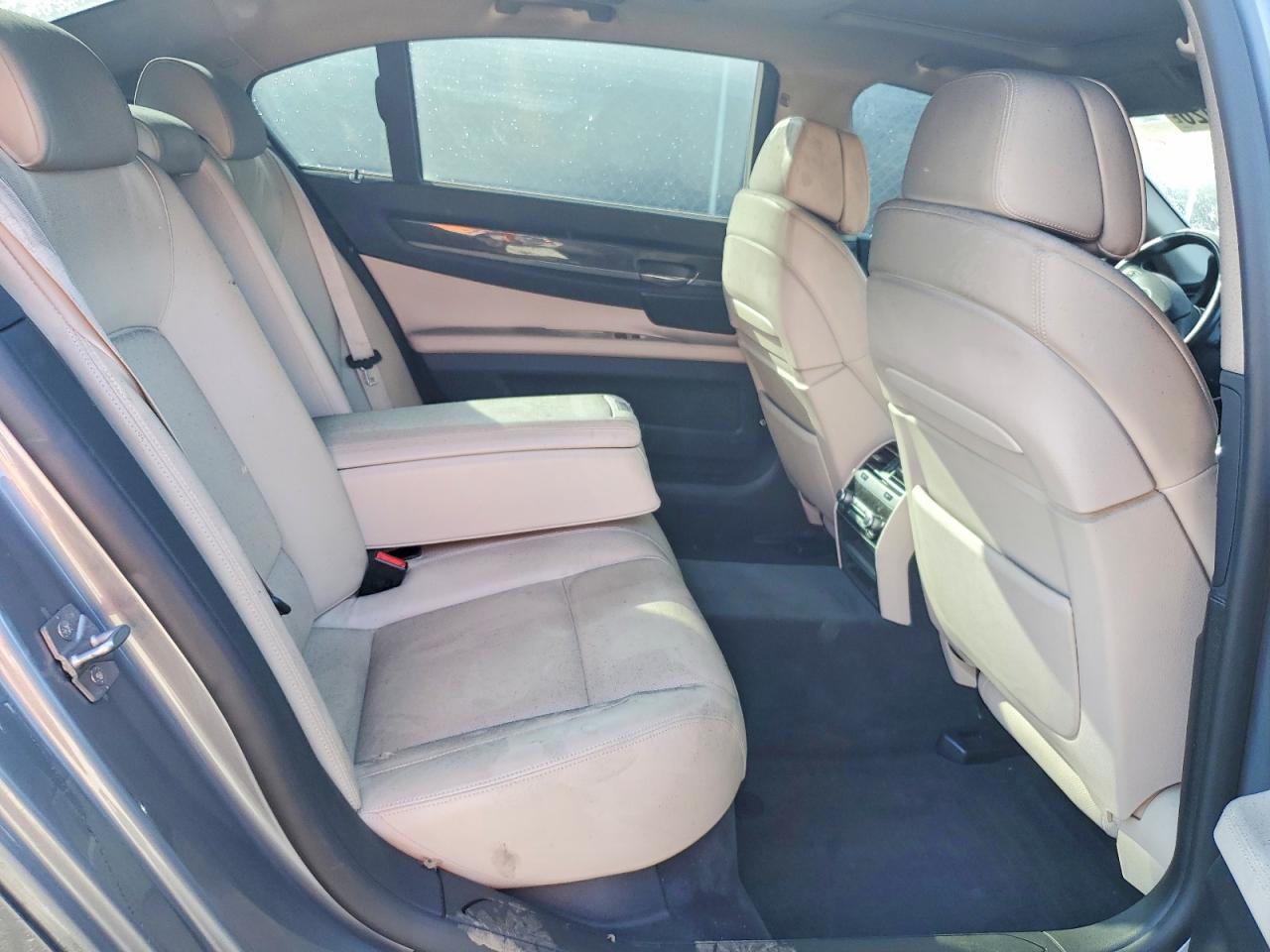 2012 BMW 7 series