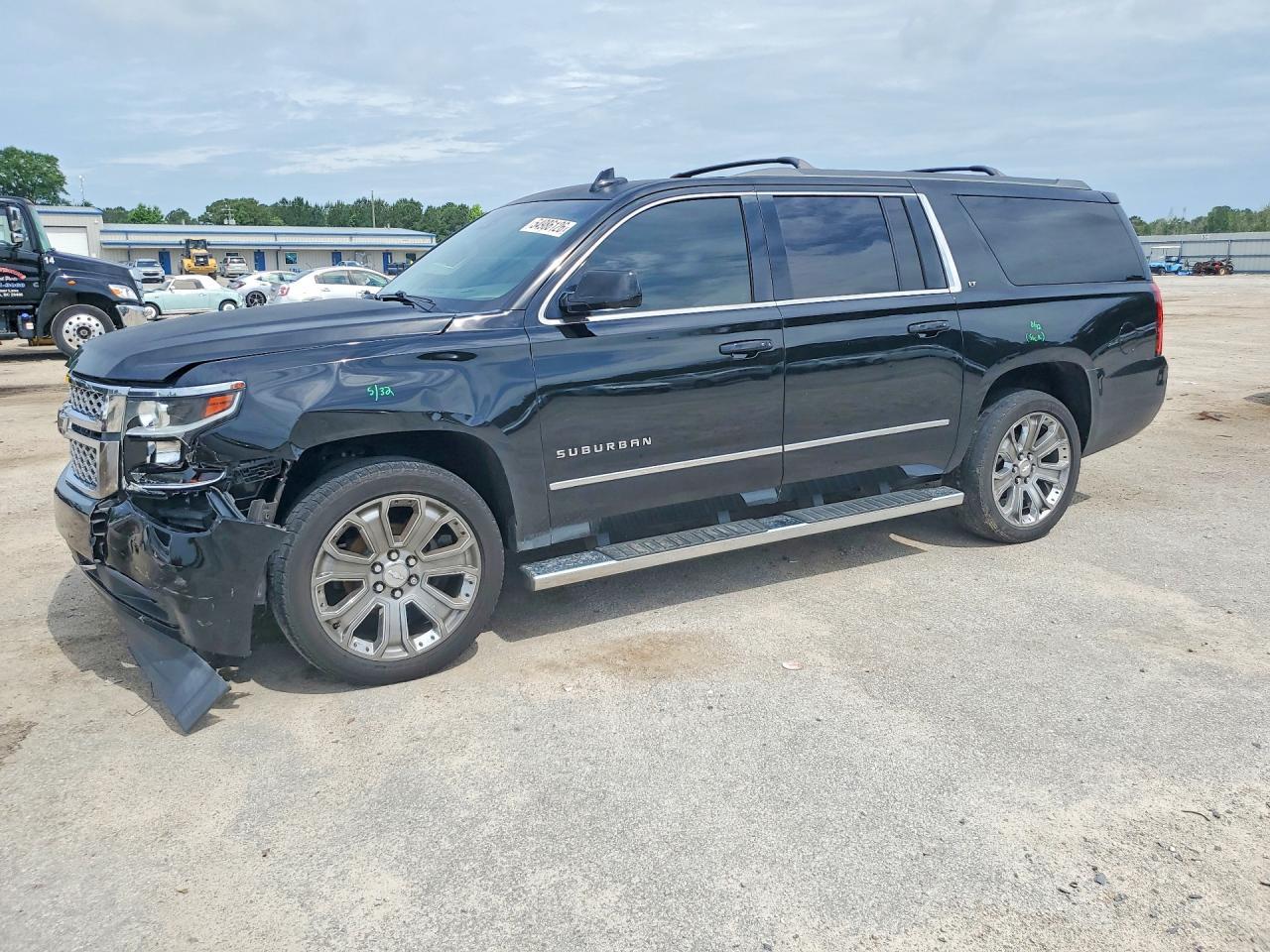 2016 CHEVROLET Suburban