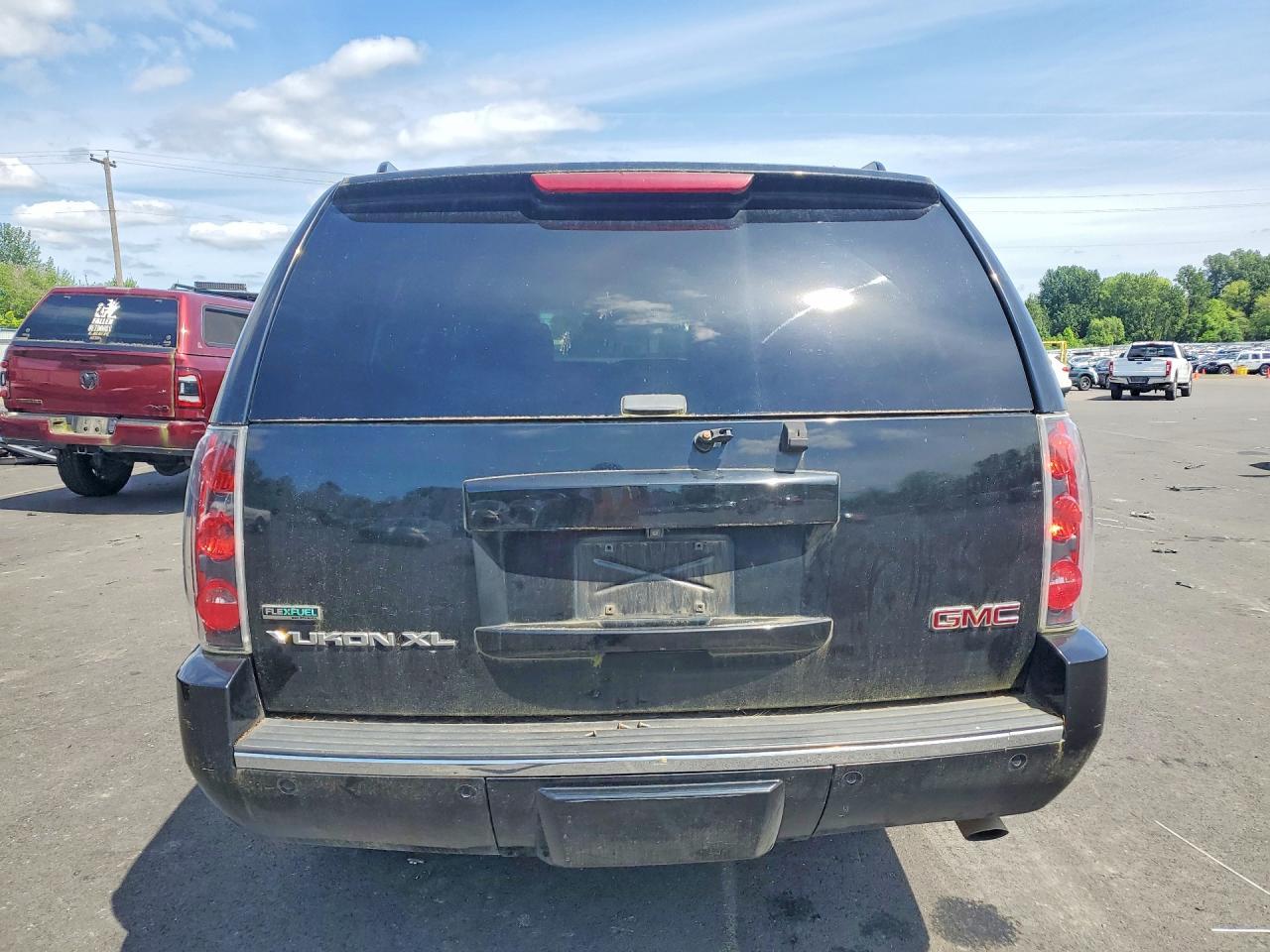 2011 GMC Yukon XL