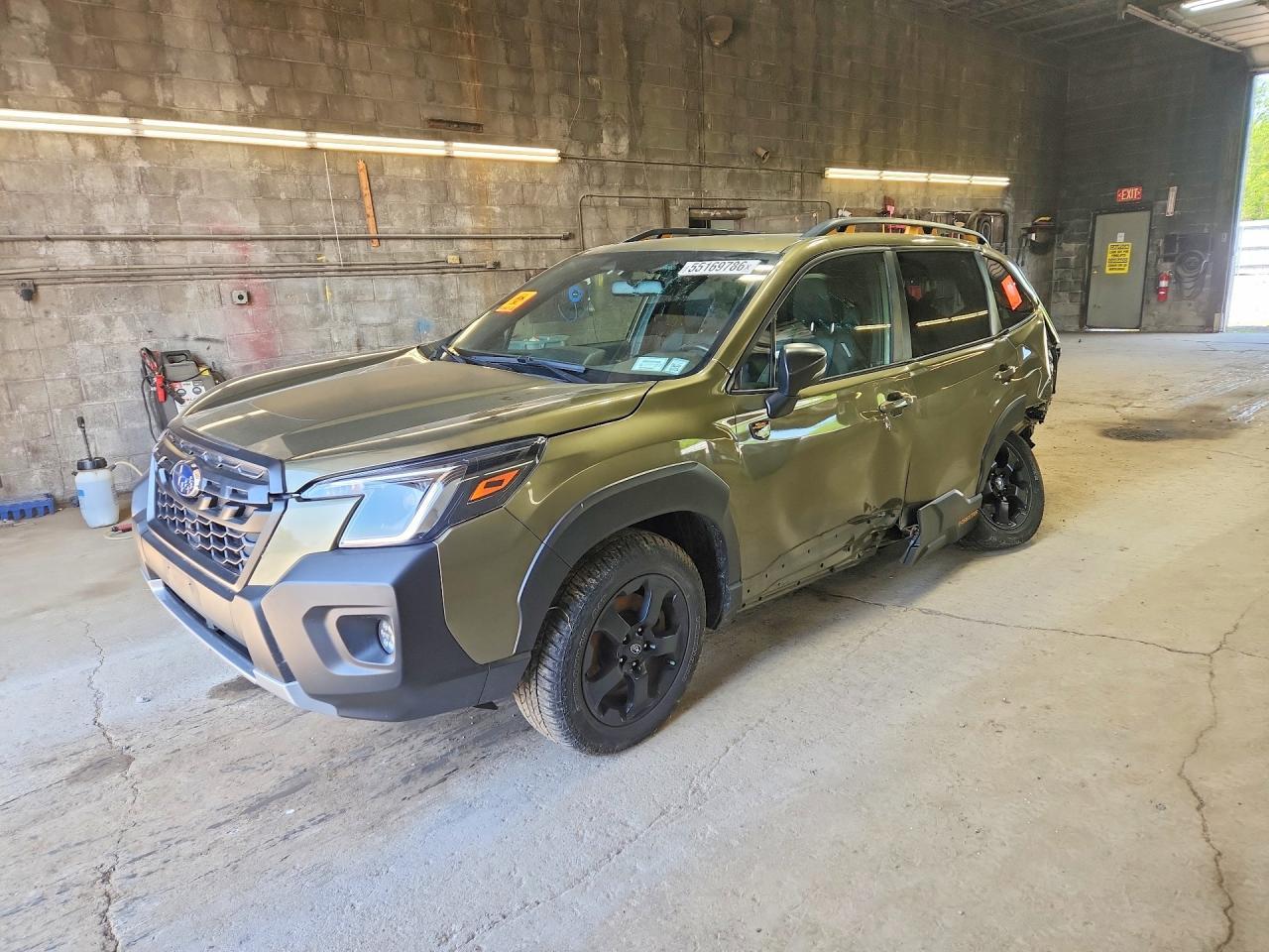 2022 SUBARU FORESTER