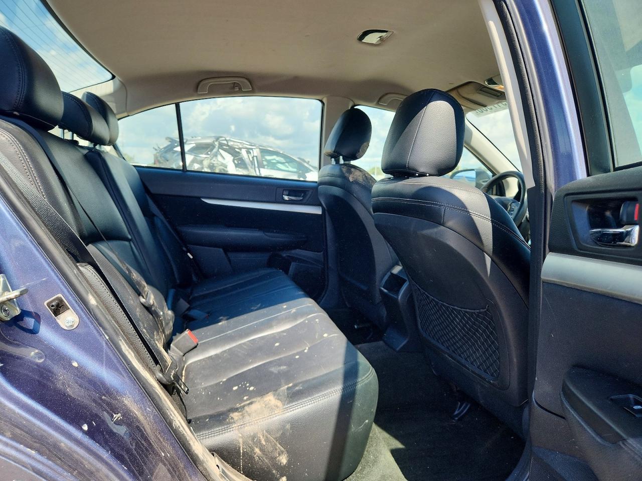 2014 SUBARU Legacy