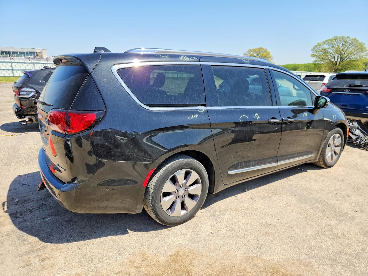 2020 CHRYSLER Pacifica