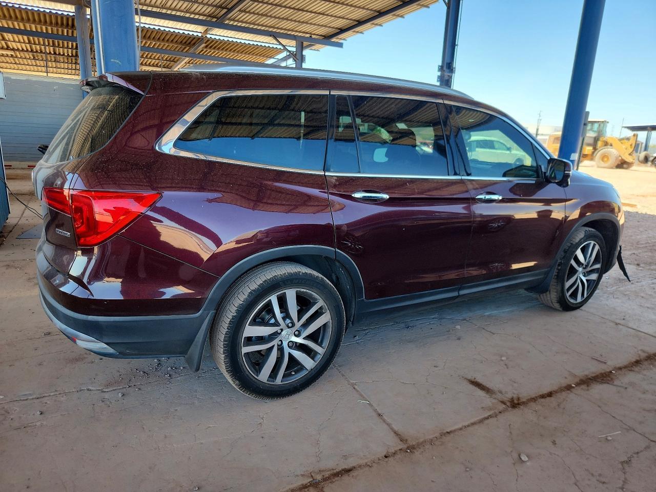 2017 HONDA PILOT