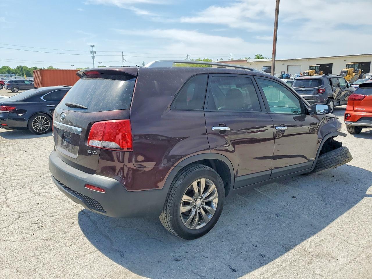 2011 KIA SORENTO