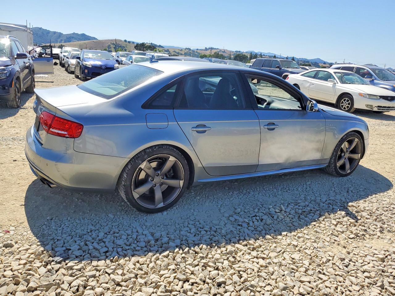 2011 AUDI S4