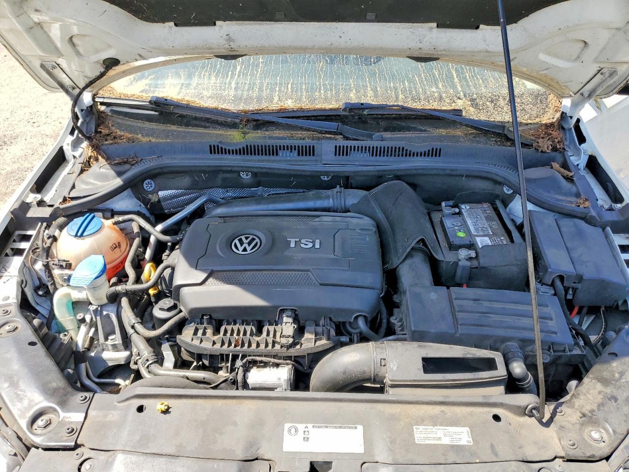 2015 VOLKSWAGEN JETTA