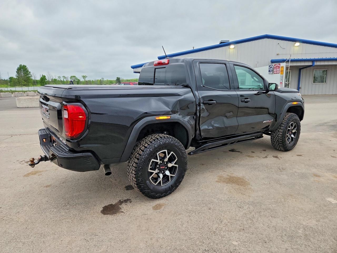 2025 GMC CANYON