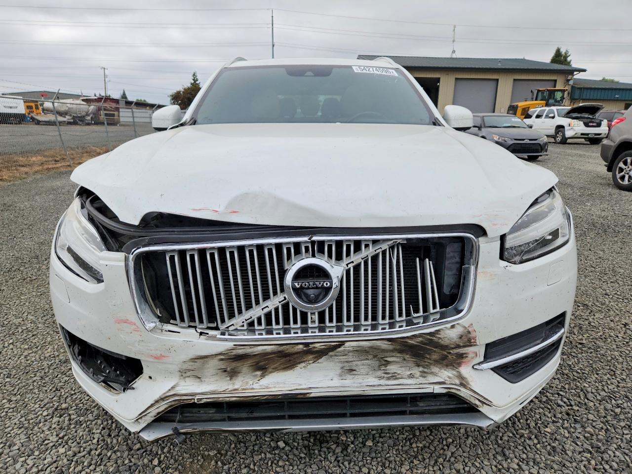 2017 VOLVO XC90