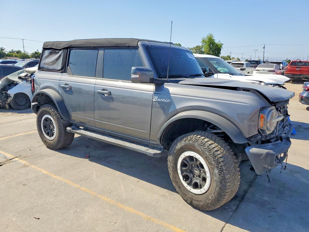 2022 FORD Bronco
