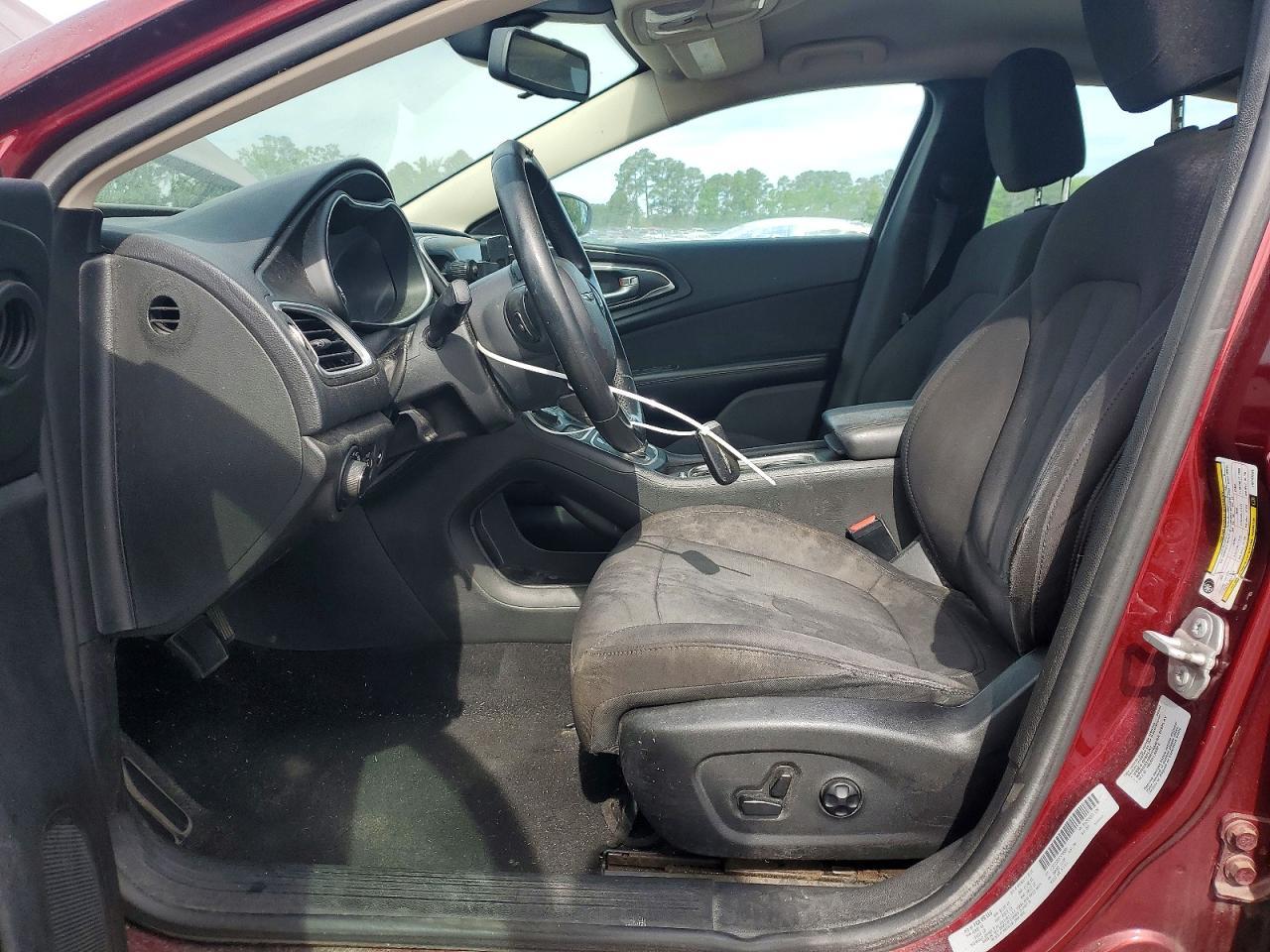 2015 CHRYSLER 200