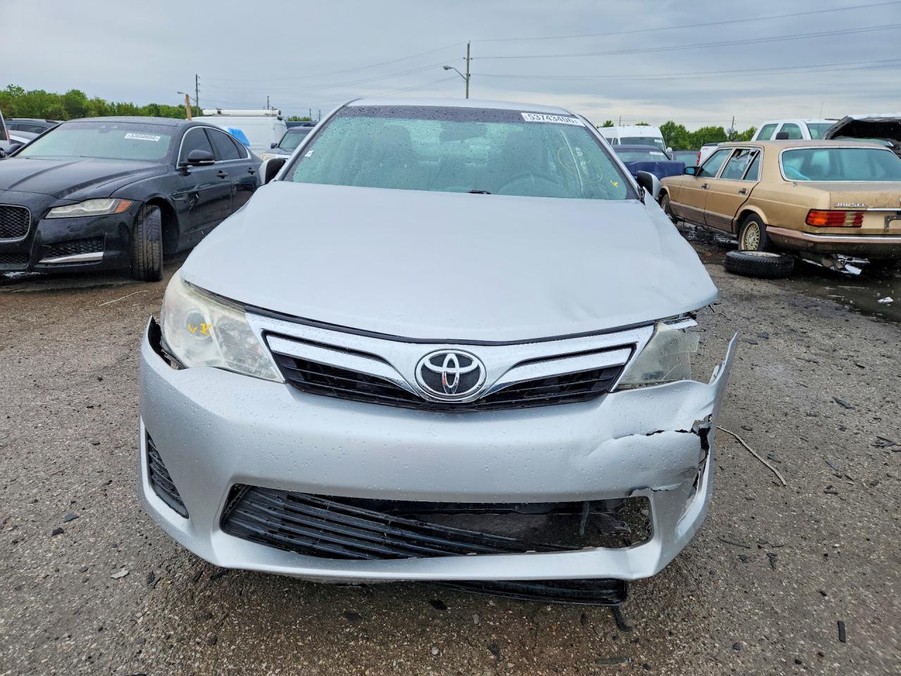2013 TOYOTA CAMRY