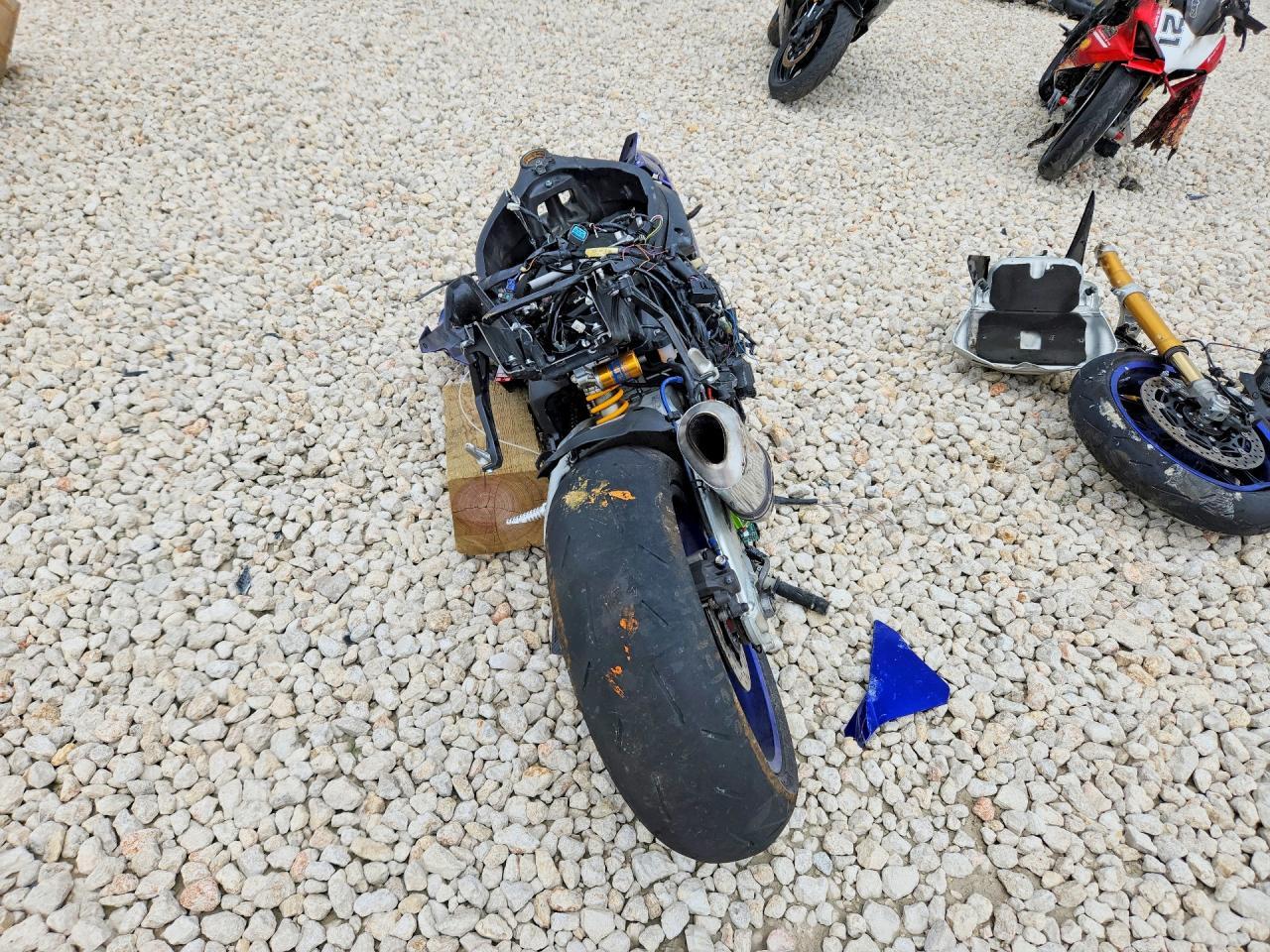 2016 YAMAHA YZFR1M