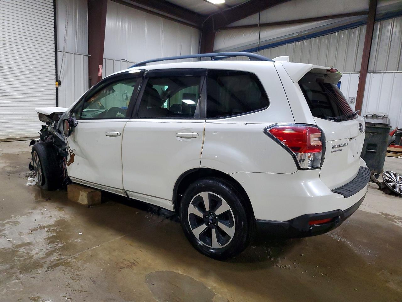 2018 SUBARU FORESTER