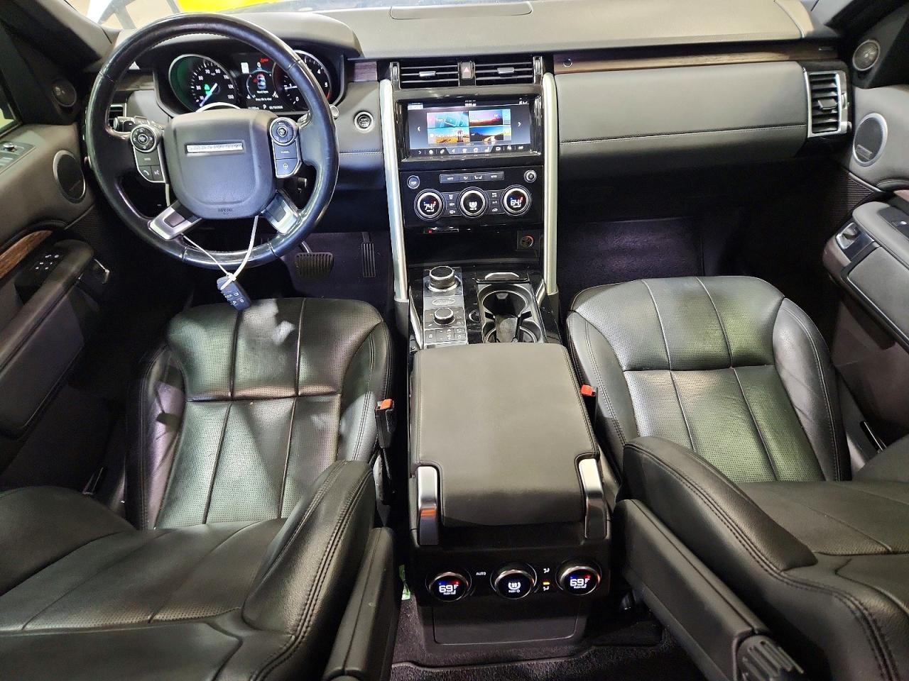 2017 LAND ROVER Discovery